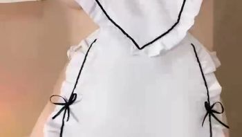极品尤物网红女神！难得全身粉嫩！微毛小穴超粉，扒开嫩穴特写，娇喘呻吟，极度诱惑 封面