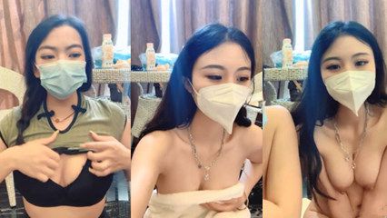 好会玩的女大学生挣钱堕胎 约男技师上门服务闺蜜偷拍结果在浴室就干起来了 封面