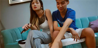 腰细坚挺美乳大长腿 封面
