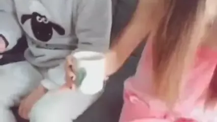 性感火爆网红鹿少女水中下药迷倒男邻居自嗨到一半邻居惊醒兽性大发内射欲水横流 封面