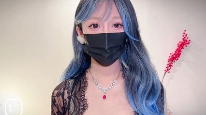 糖心Vlog 极品福利姬 白菜妹妹 最新剧情作品 当浴黄大帝遇上美团外卖媛 用黑丝美足的极致足交 封面