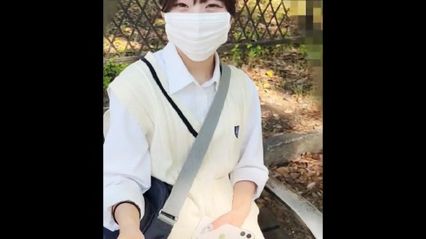 公园僻静处 偶遇JK少女付费索取精液，这好事是我能遇到的吗 ? 还不快去公厕处理性欲 封面