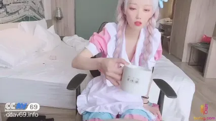 醉酒颜射的次元少女 cosplay 首次露脸 封面