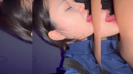 网曝吃瓜北京骚货 陈佳怡 口交私密视频流出，伴随着床的轻微晃动发出呻吟声低沉而诱惑 封面
