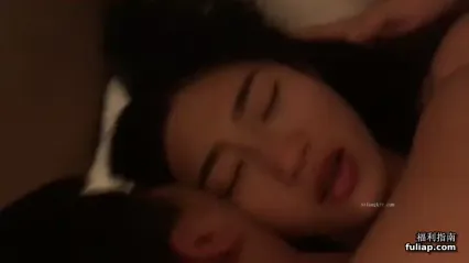 劲爆门事件！某电台主持人背着男友约啪领导儿子视频泄露流出 反差女神毒龙钻、吞精骚话对白太绝了 封面