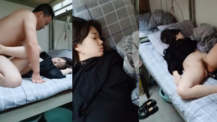国产真实灌醉，同事小少妇，五一喝醉带回宿舍，不省人事，无套内射，随意玩弄 封面