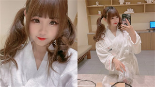 双马尾小可爱,直播露脸秀身材 封面
