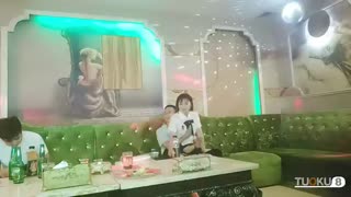 今晚学生妹主题，一曲《大风吹》氛围拉满，与小萝莉深入交流双双高潮 封面