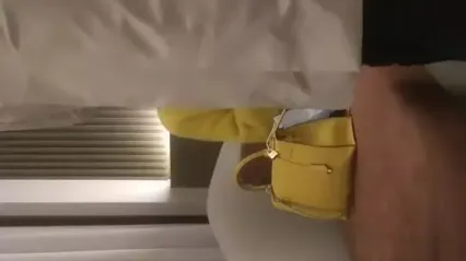 奶子大又坚挺颜值高的极品性感美女酒店 被土豪操的淫叫求饶：你太能干了,我搞不过你,射给我吧,真受不了了 封面