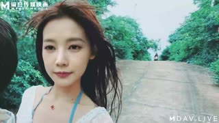 AI明星换脸李一桐美少女海边羞涩性爱 完美换脸，极品中的极品，值得收藏！ 封面