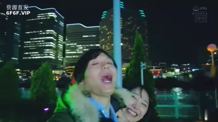 HMN-454 相隔5年再次見到難忘的前女友的雨天。 果然是最好的女人！但好像已經有了新男朋友…突然感覺離得很遠，決定插入剛剛跟男友做完愛的鮑魚！！一次又一次的猛烈中出。 彌生美月 封面