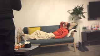 韵味熟女阿姨 身材苗条 高颜不错 被小伙多姿势猛怼爽叫连连 把哥们操的累坏了 封面