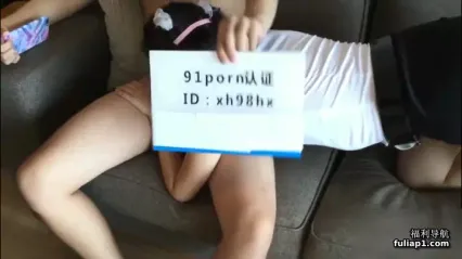 波哥商务酒店开房沙发各种姿势爆草空姐制服女秘书大声叫受不了720P高清无水印[MP4_445MB] 封面