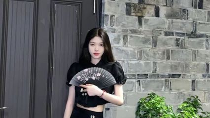 广州花都学院篮球啦啦队 郭雨萱 被富二代包养当母狗性奴 长腿肥臀嫩穴后入猛烈抽插骚逼 高潮潮吹喷水视频泄密流出 封面
