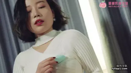 PMX006 AV女优面试 苏艾文 封面