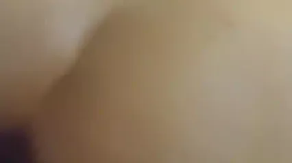 调教打王者菜鸟大长腿，又骚又爱玩，叫声浪上加上，操到她拘束丢下手机！ 封面