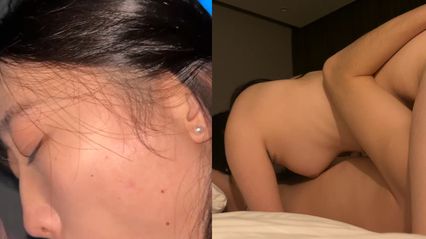 约炮超淫荡露脸反差少妇骚货美女白领 后入抽插后主动上位骑乘式榨精 封面