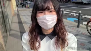 年轻的大学美女就这样给破处了 封面