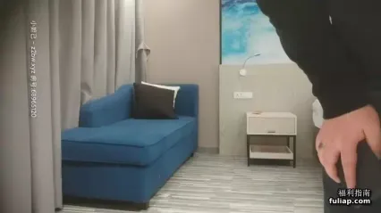 搞了个美腿白靴高端外围 用水清洗小bb口交深喉 后入 操的不要不要的 封面