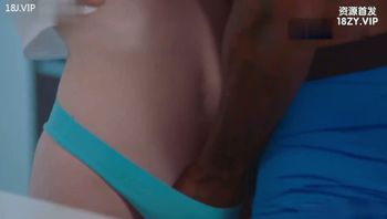 欧美顶级美女3P黑人大鸡吧逼和菊花同时操 封面