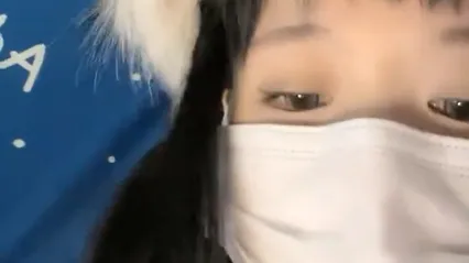 卡哇伊极品美少女！双马尾外表甜美！脱下内裤跳蛋塞穴，翘起美臀特写，爽的娇喘呻吟不断 封面