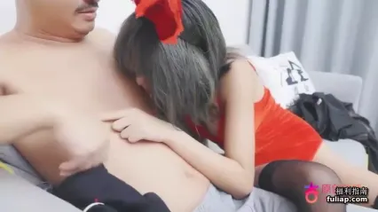 杏吧 绝对领域黑丝足交 封面