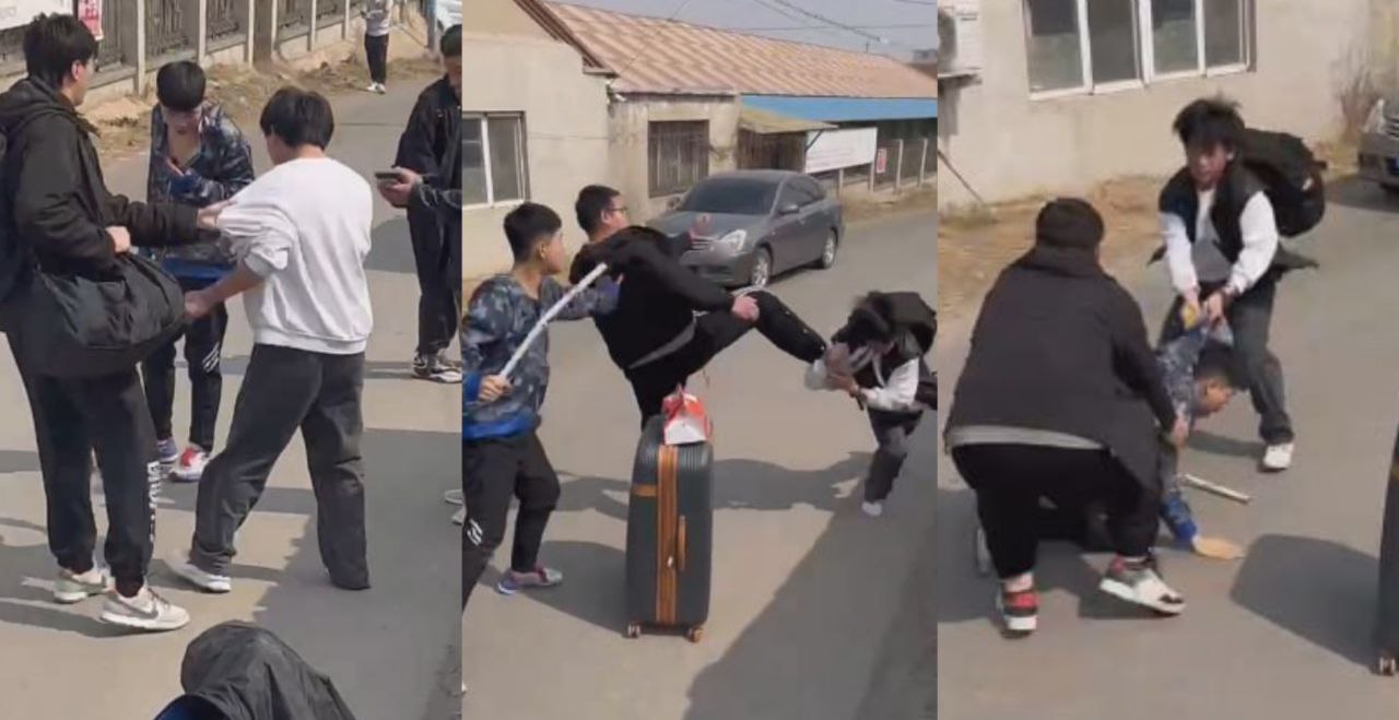 小伙赤手空拳 1V2毫不畏惧且越战越勇 全程满嘴国粹竟打的对方不敢还手!