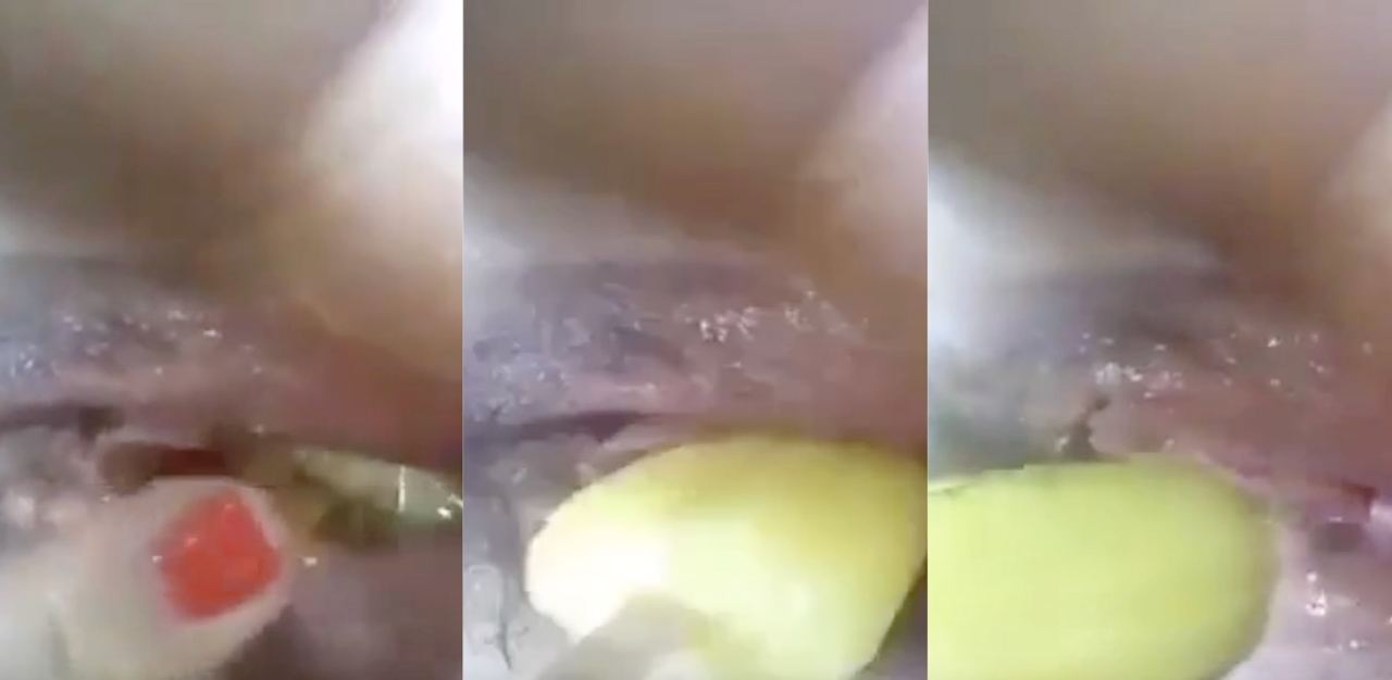 冰棍塞逼里真凉爽,女性朋友可以试试