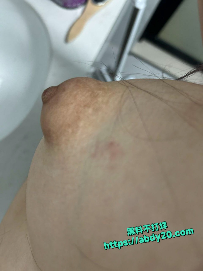 地雷系精神小妹李欣妍调教合集流出 10