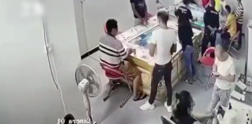 国内打鱼机作弊被捉 说最狠的话挨最毒的打