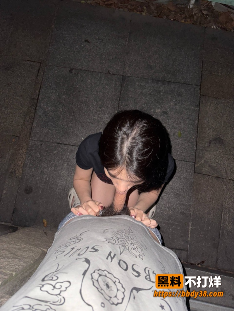 广州极品颜值大奶反差婊苏玲娜