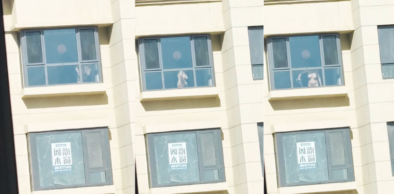 偷拍邻居大奶少妇全裸在家用吸尘器打扫卫生!两个美乳在空中摇晃极具看点!