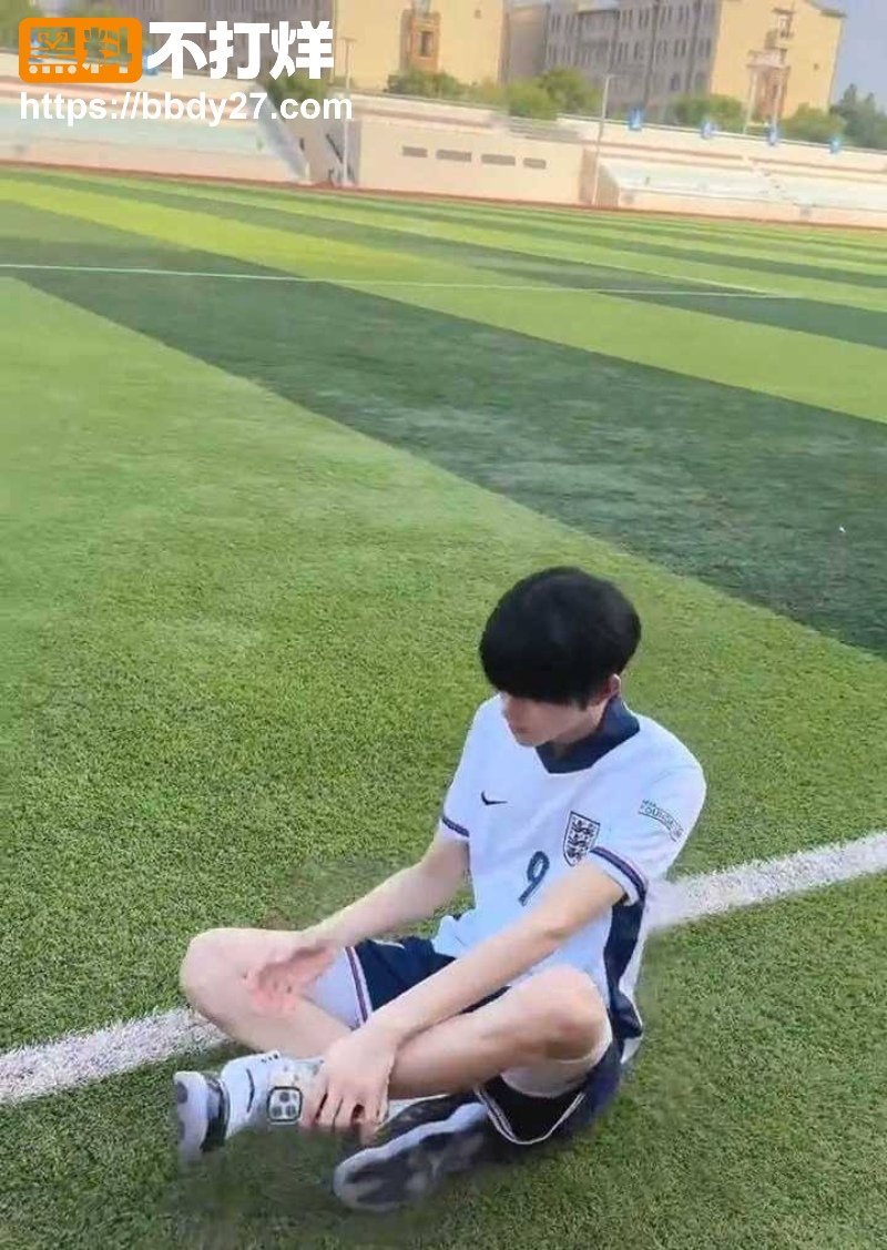 孙硕高三狗抖音推特双面人设 7