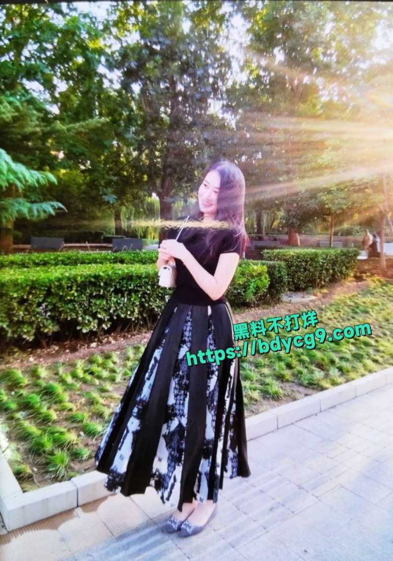 遵义市绿奴公务员奉献老婆42