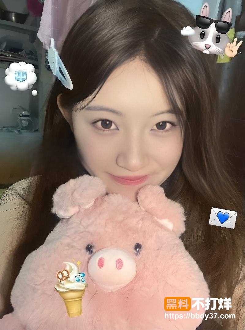 天津反差妹徐清流出2