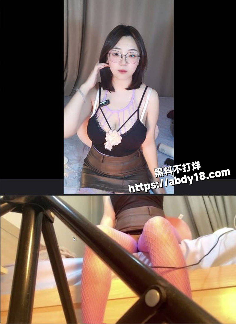 B站圆圆の肉桃双视角反差炸裂!