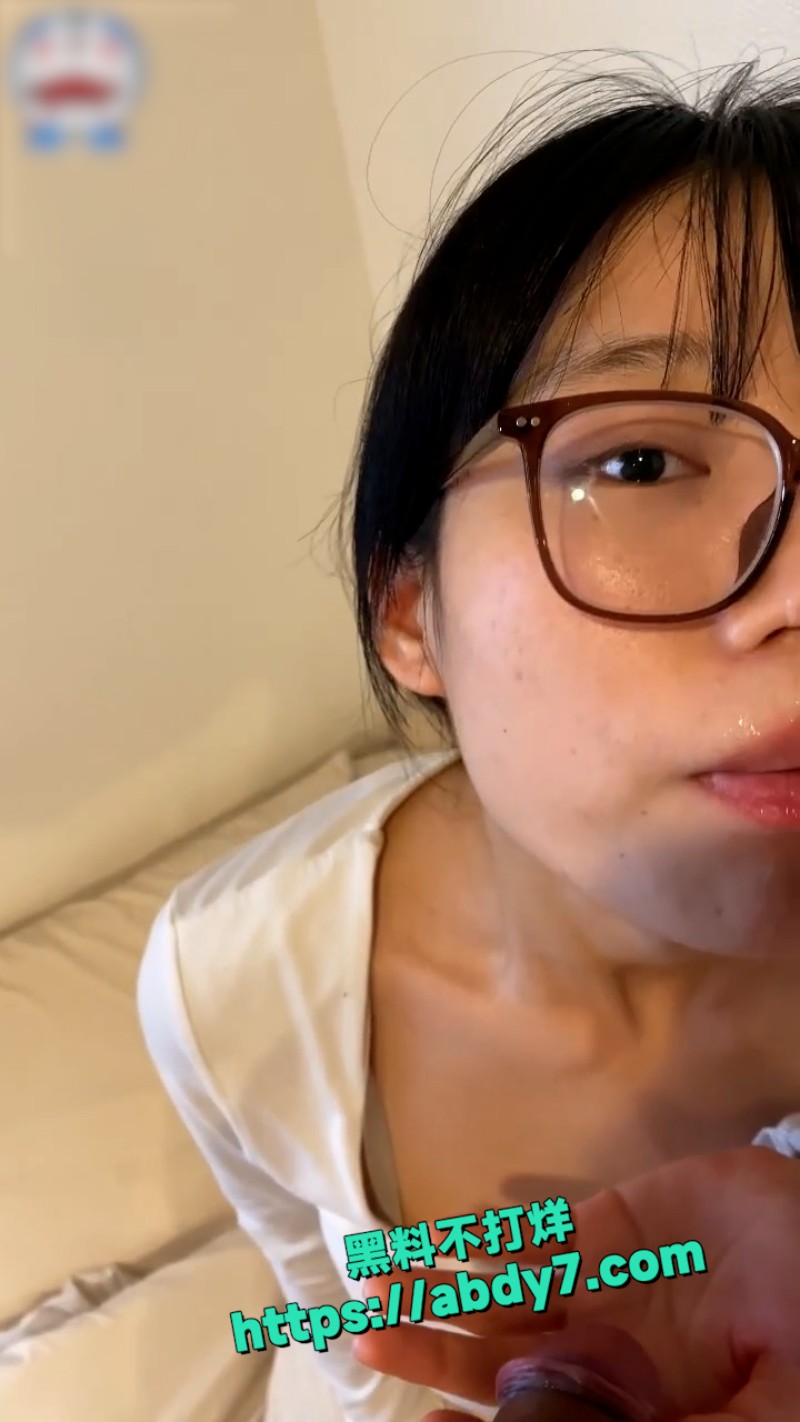 武汉极品眼镜妹 1