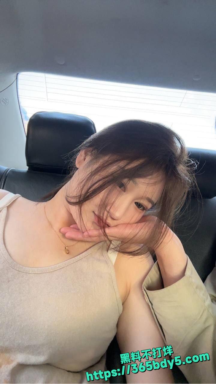 西安大唐城网红母狗私密视频曝光2