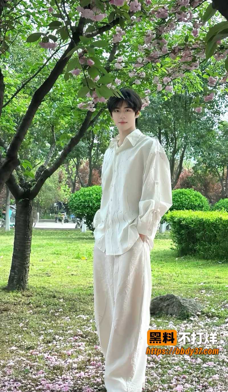 女大学生小睿网恋被骗15