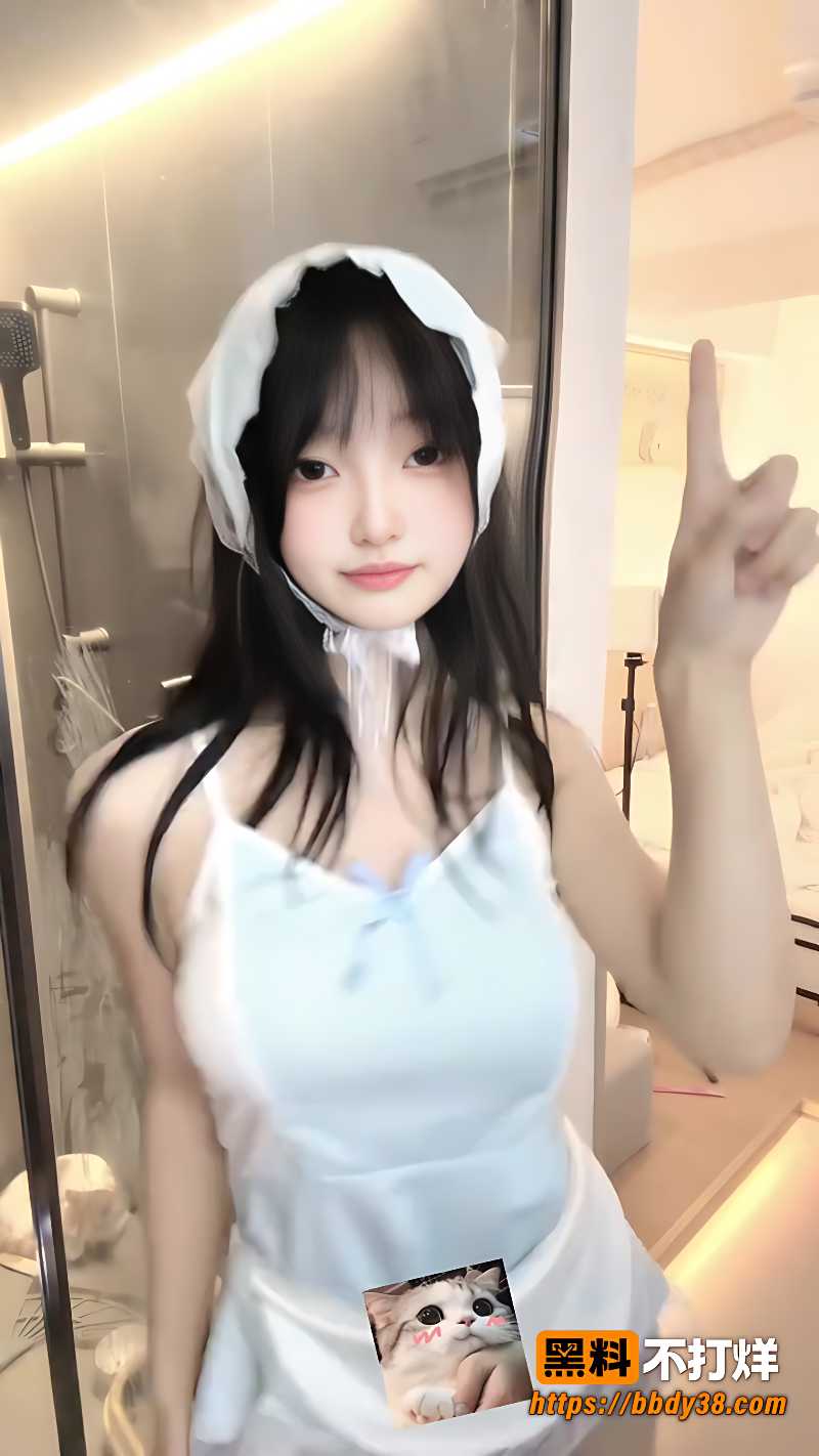 床上翻身全裸