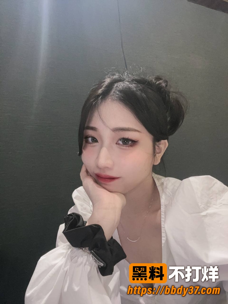 台湾大奶母狗 7