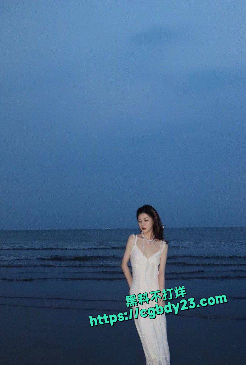 01年平面模特蒯欣欣在家与男友做爱被曝光7