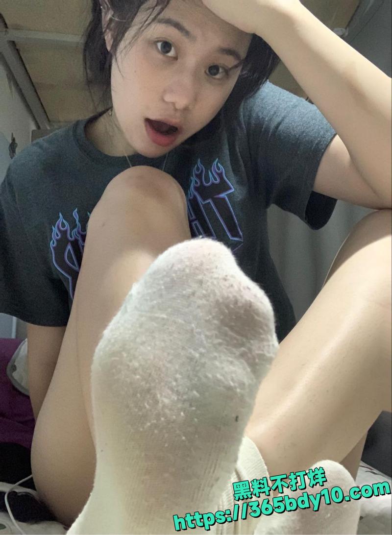 网红小痞太帅了会员私拍泄露4