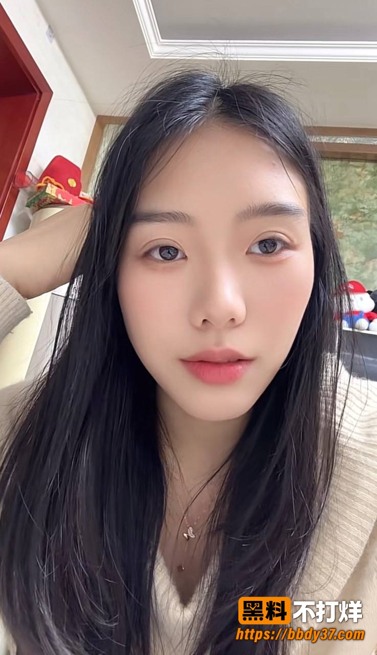 女网红汤婆子出轨28