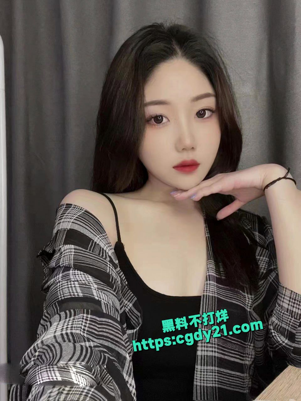 肥胖小哥 网上聊到极品反差小姐姐 酒店一日游2