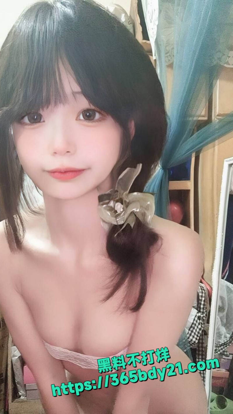 高颜值反差学妹 4