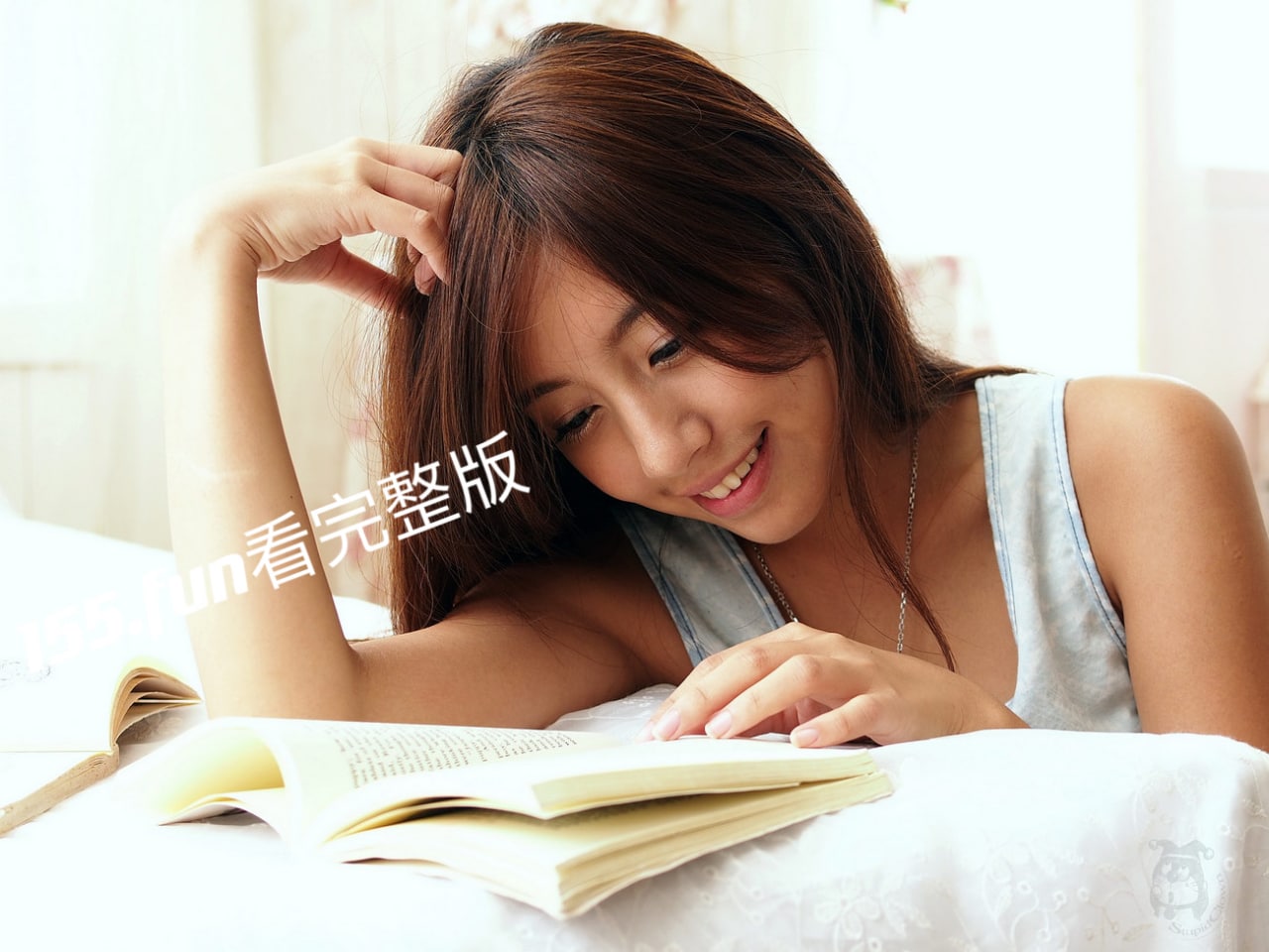 台湾美女警花辜莞允和男友啪啪视频被人恶意曝光