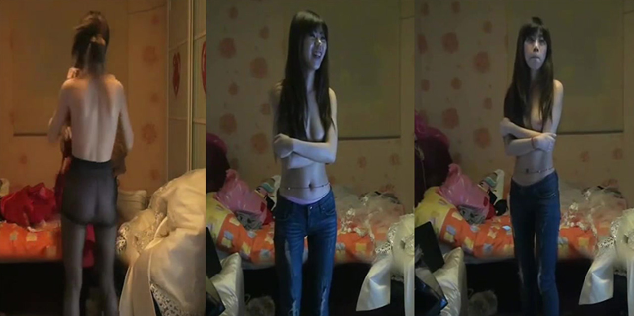 高颜值美女大学生在家换装被偷拍,身材高挑奶子坚挺的诱人时刻!