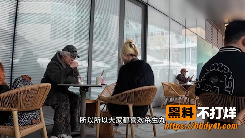 大哥三十万拿不下女主播 6
