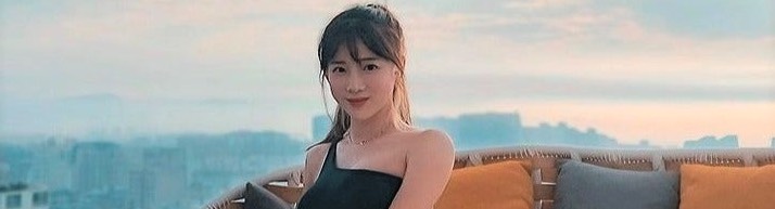 平时端庄的娇妻的中出时另一面 在床上是越来越奔放